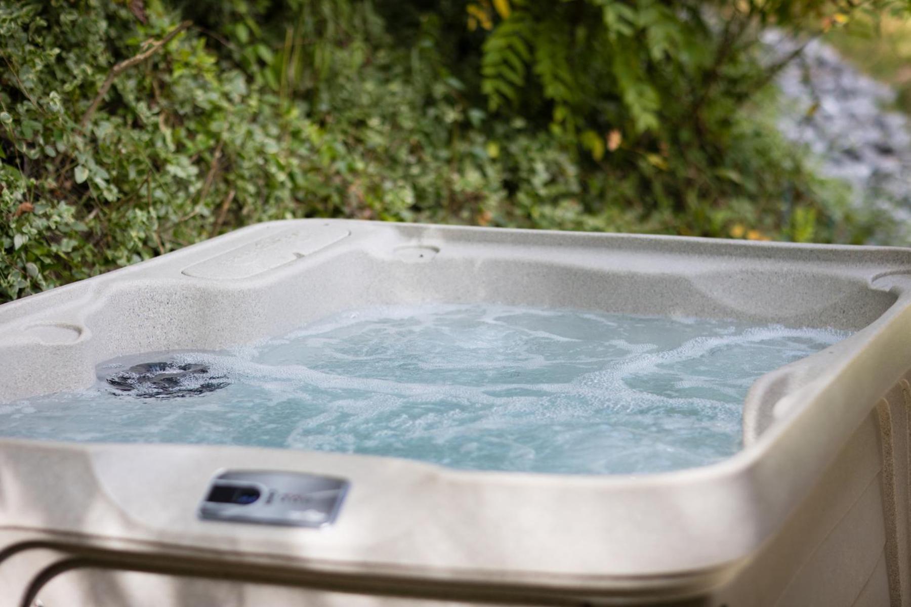 Villa Bear Clubhouse Hot Tub, 1Mile From The Parkway, 900 In Free Tickets! Pigeon Forge Exterior foto